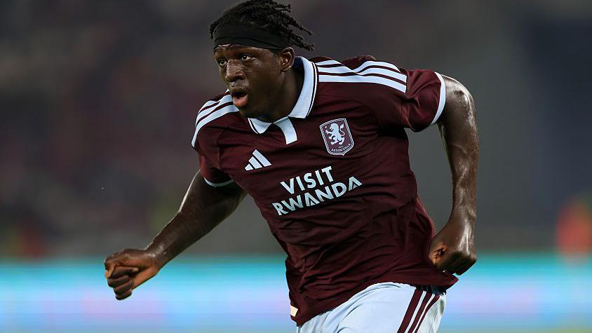 Brian Madjo Catat Debut Impresif untuk Aston Villa